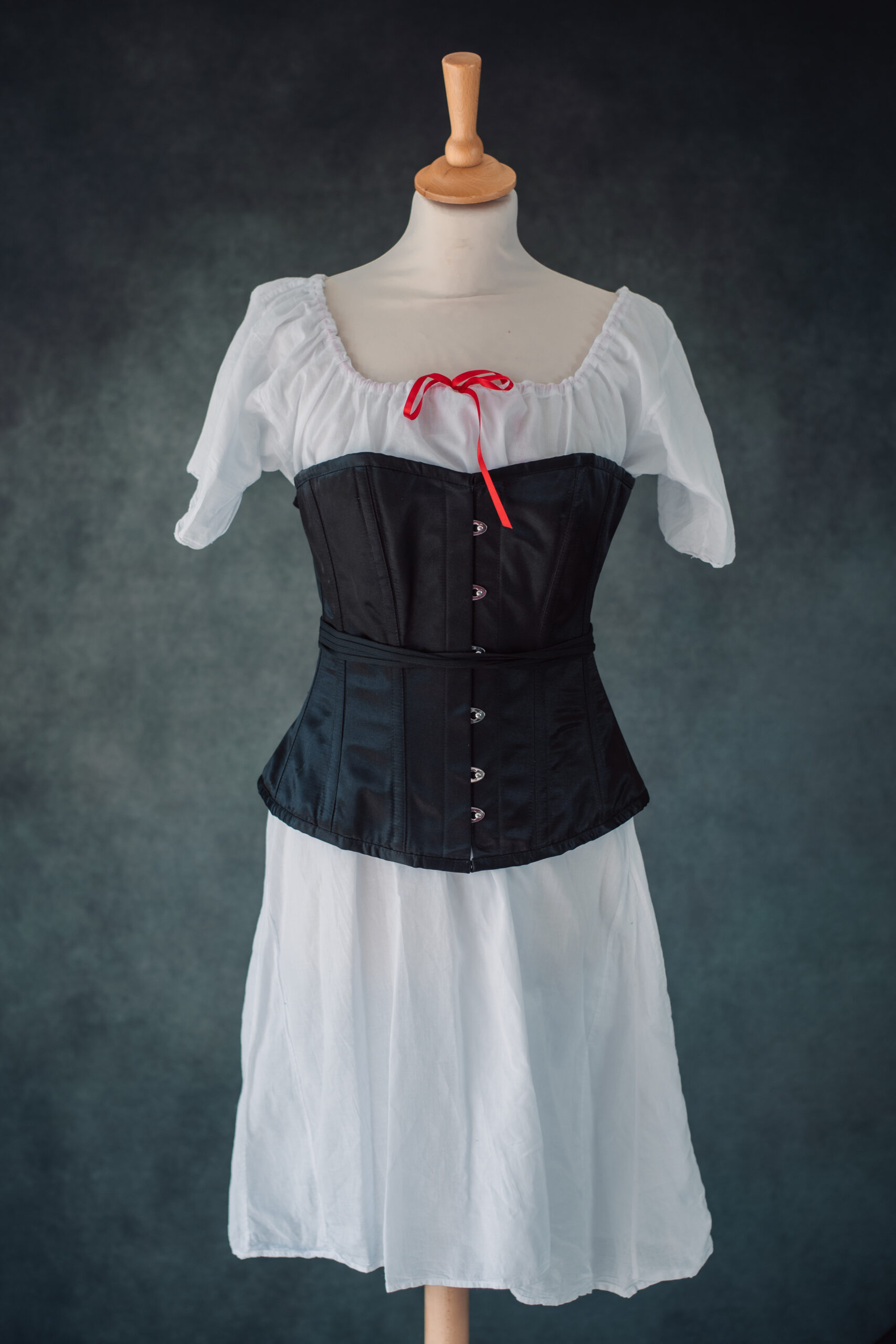 Corset noir Rose Equinoxe